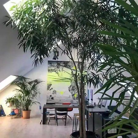 Leilighet Penthouse With Plants And Art Near Kodbyen København